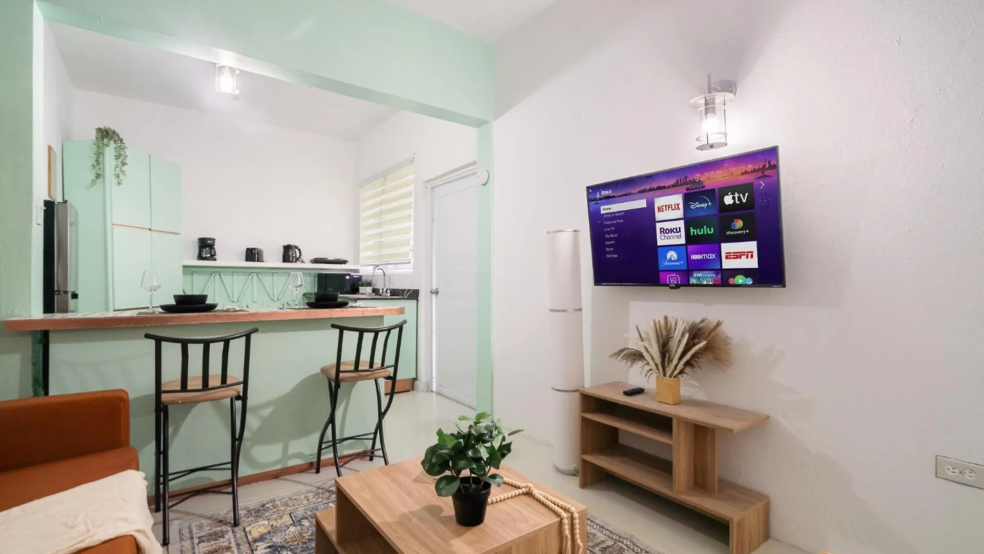 Private Yard - 2 Bedrooms - San Juan Apartment By Ph
