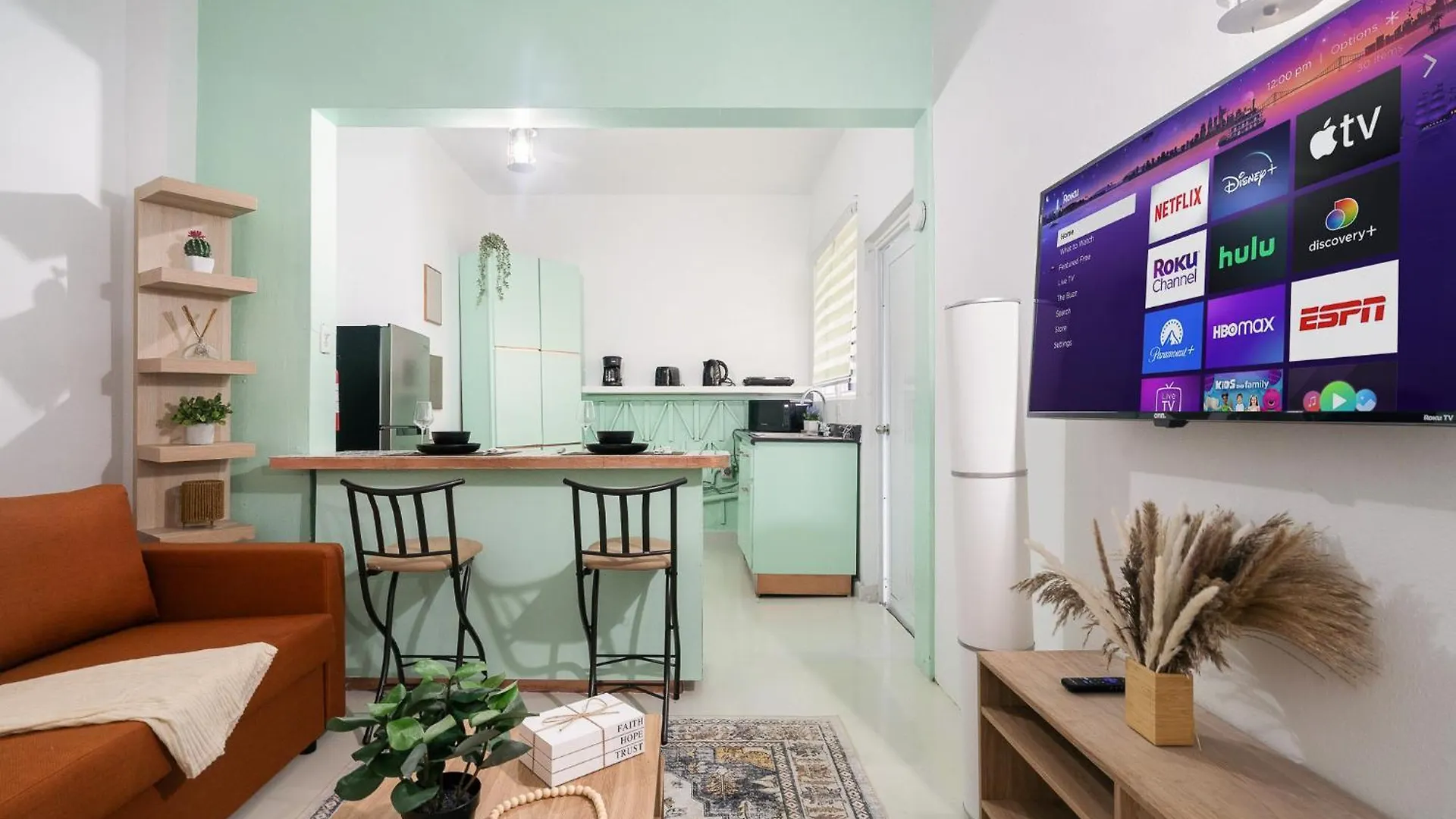 Private Yard - 2 Bedrooms - San Juan Apartment By Ph Puerto Rico