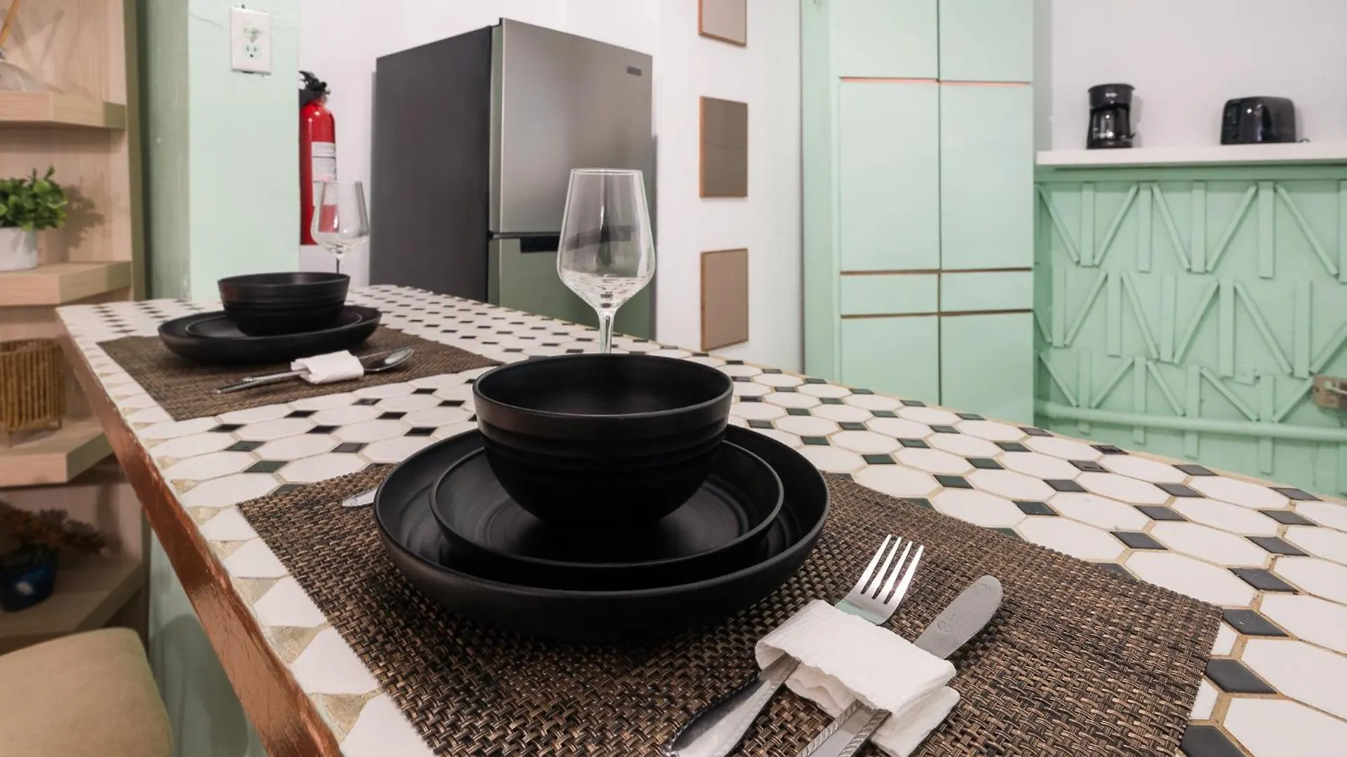 Private Yard - 2 Bedrooms - San Juan Apartment By Ph