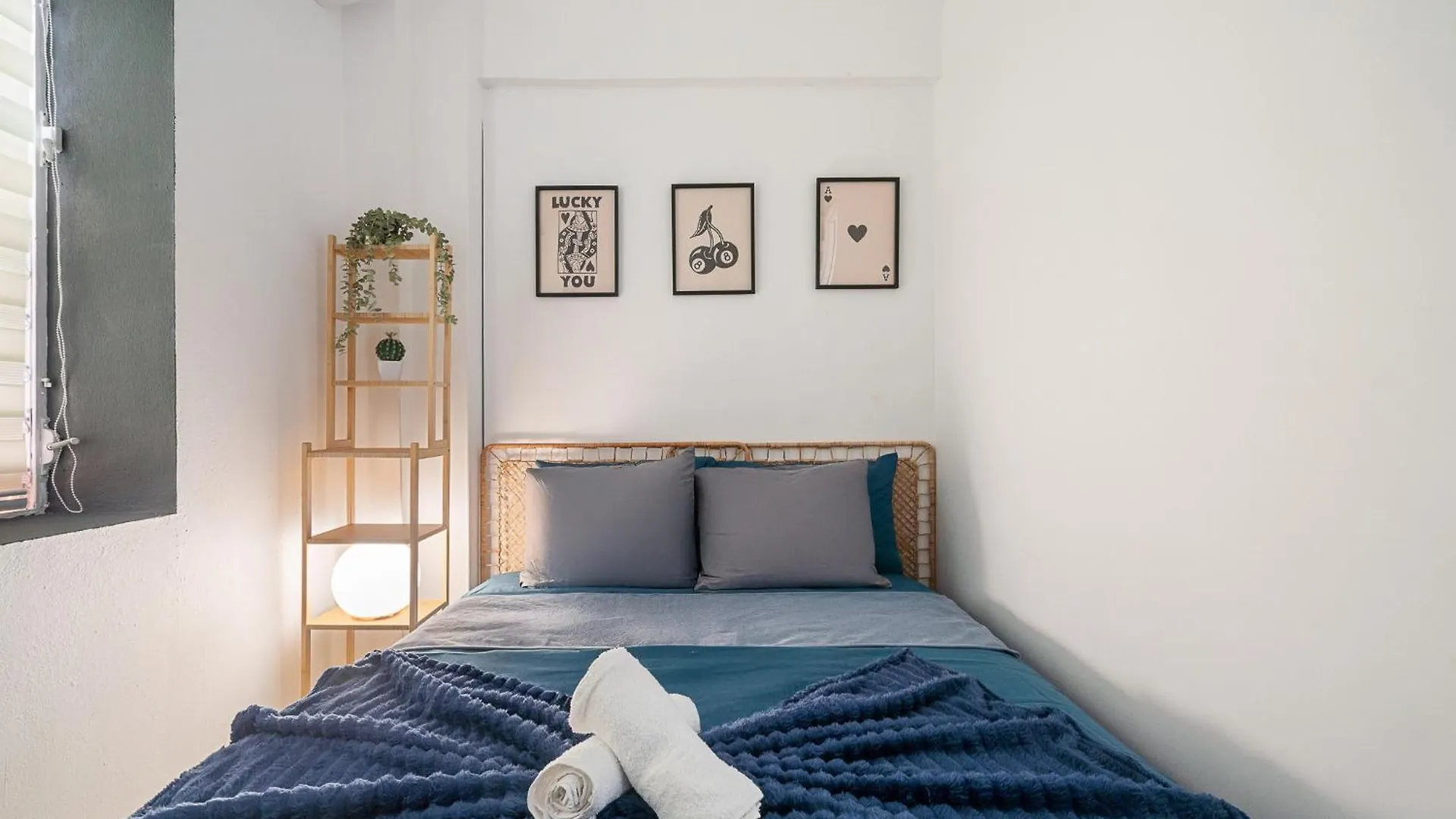 Private Yard - 2 Bedrooms - San Juan Apartment By Ph