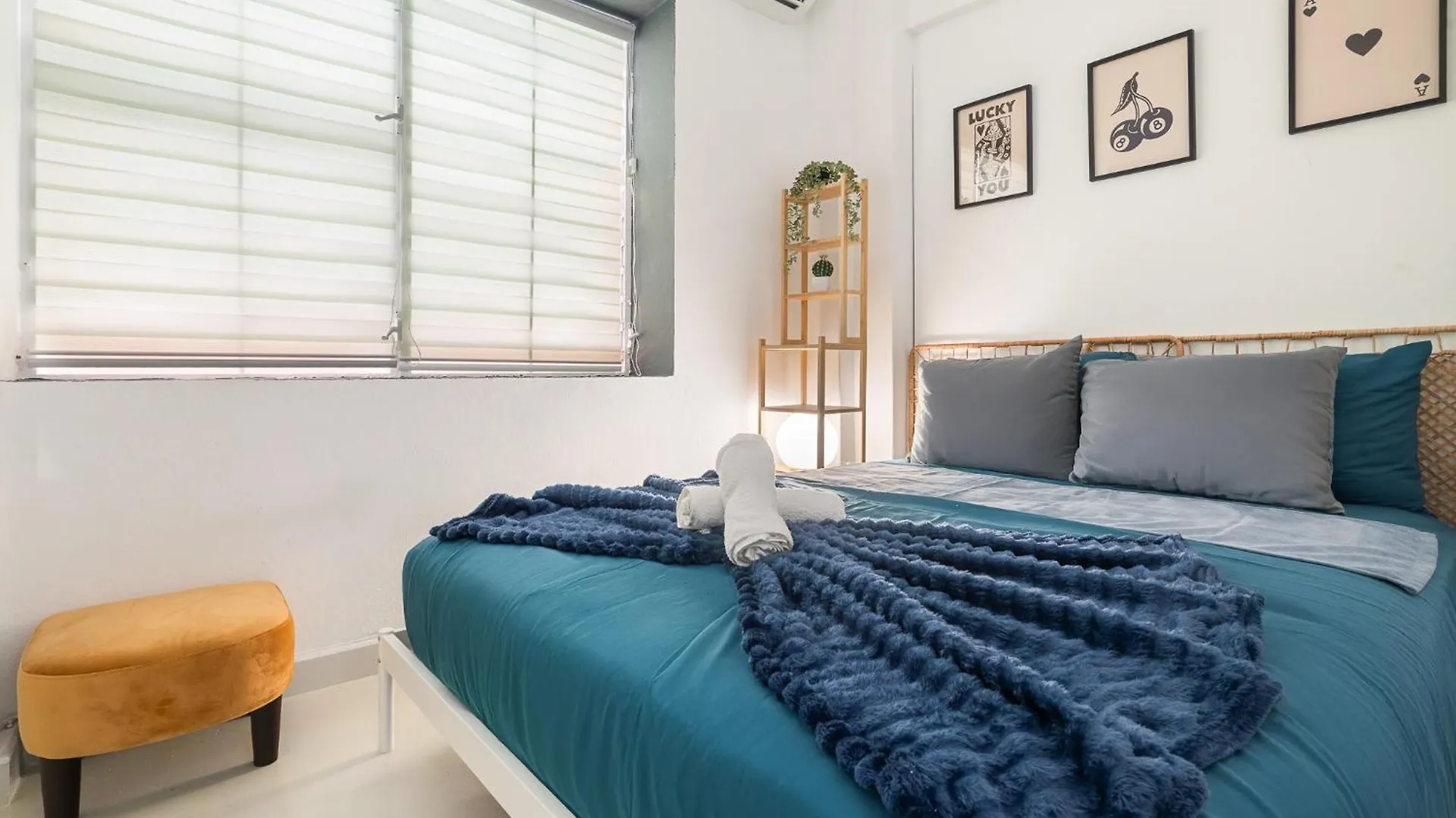 Private Yard - 2 Bedrooms - San Juan Apartment By Ph 0*,